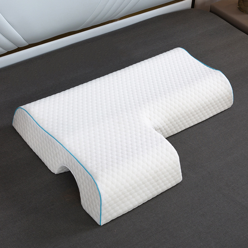 Arched Couple Pillow – how to use | Buzzora